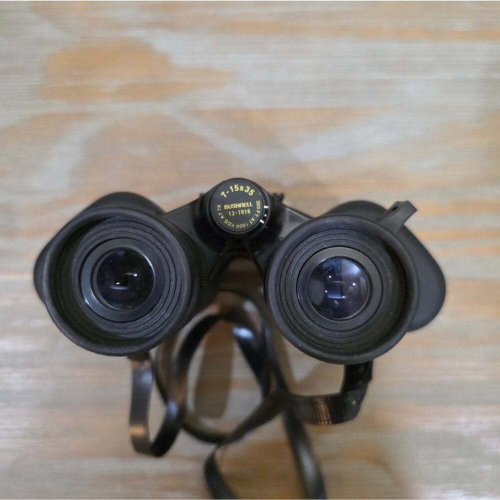Bushnell Binoculars with Carrying Case - Picture 5 of 6